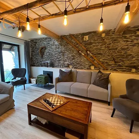 Spacious Town House In The Center Of D'oisans Le Bourg-dʼOisans