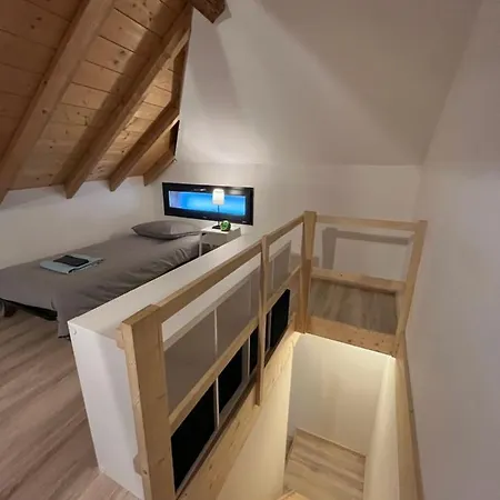 Hébergement de vacances Spacious Town House In The Center Of D'oisans